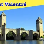 Whitehorse 3 Cahorscitystay Cahors