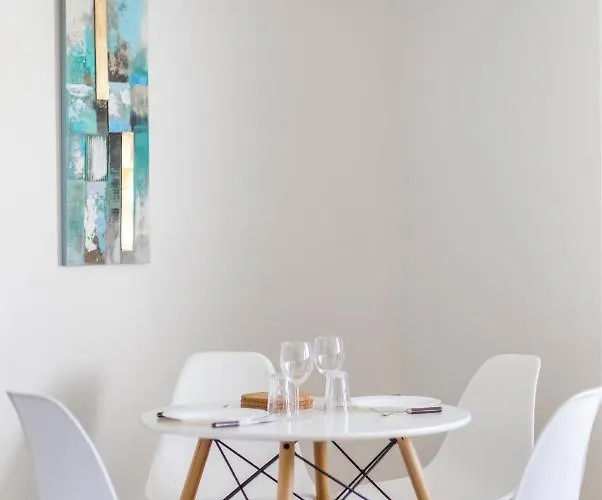 Διαμέρισμα Whitehorse 3 Cahorscitystay